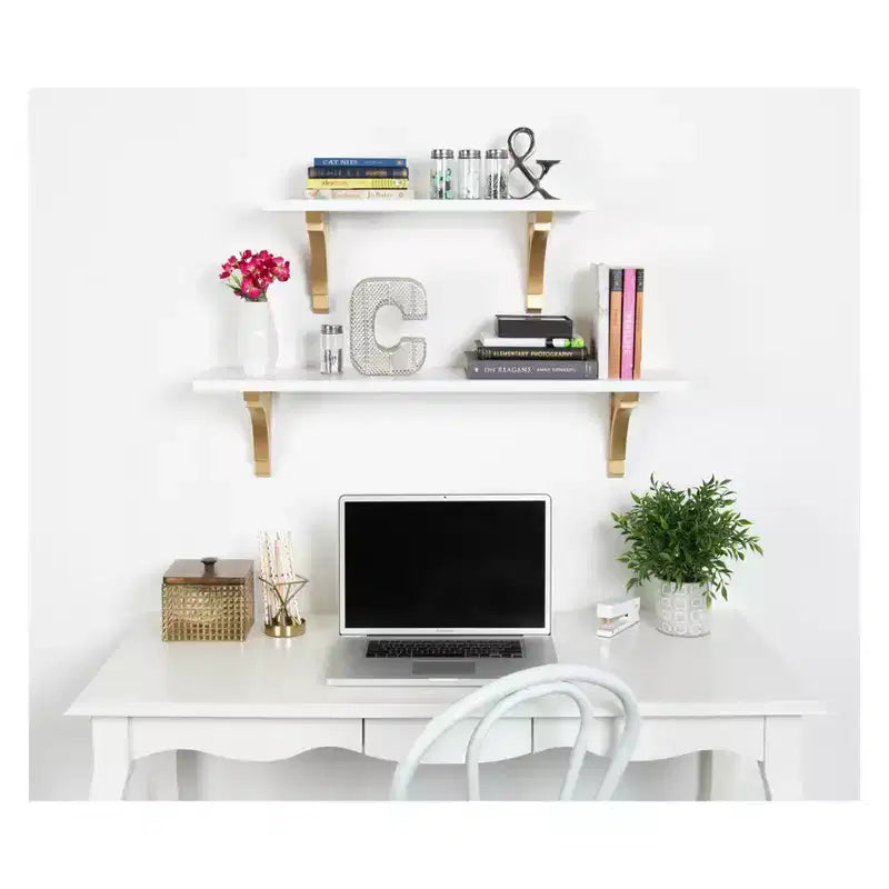 Mensola da parete tradizionale Corblynd in legno, 36" x 9", bianco/oro: elegante soluzione di archiviazione per la casa