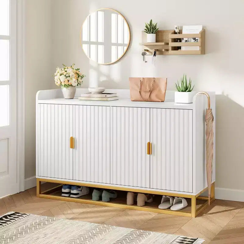 Credenza, mobile contenitore scanalato da 120 cm con ripiani regolabili per soggiorno cucina