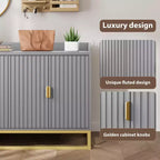 Credenza, mobile contenitore scanalato da 120 cm con ripiani regolabili per soggiorno cucina
